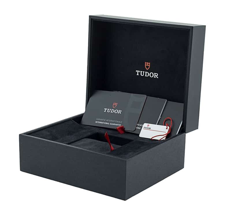 Tudor Black Bay M79010SG-0002